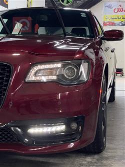 کرایسلەر 300